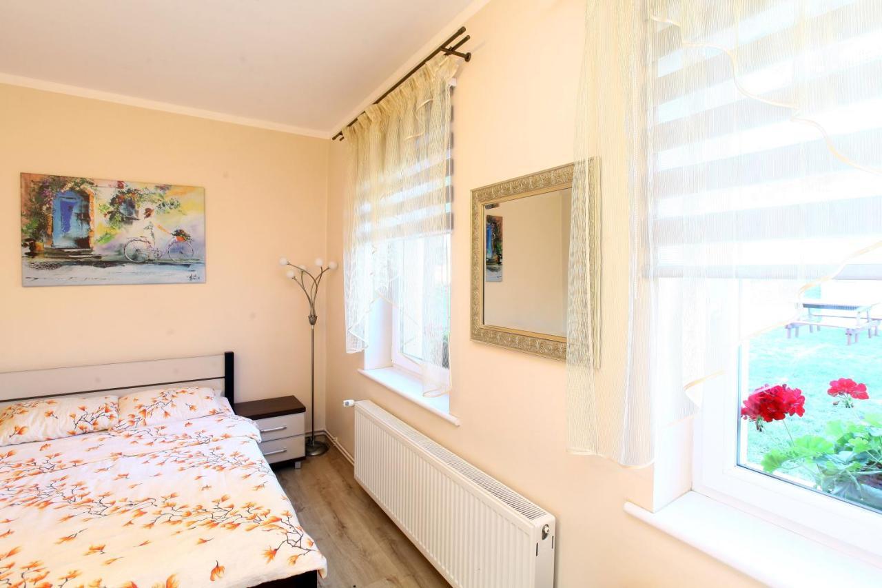 Pod Kasztanem Apartment Lubin  Екстериор снимка