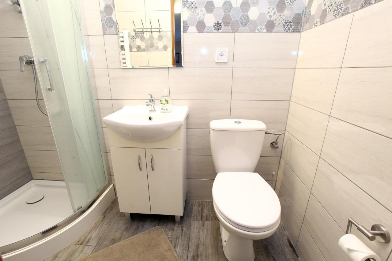 Pod Kasztanem Apartment Lubin  Екстериор снимка